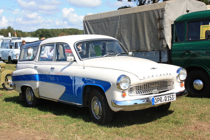 Wartburg 311/5 Campinglimousine (1956-1965)