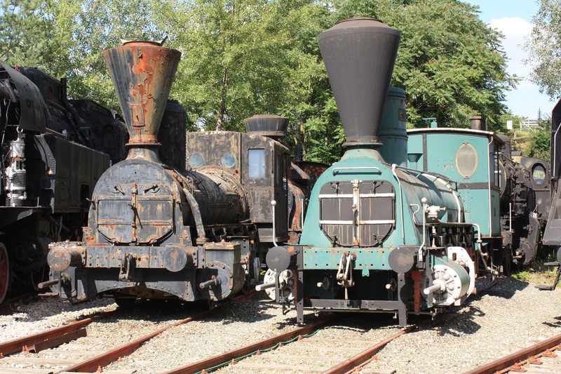 23 der SB/153.7114 der ÖBB und 106 der KEB
